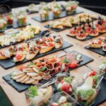 Uppdukat cateringmat